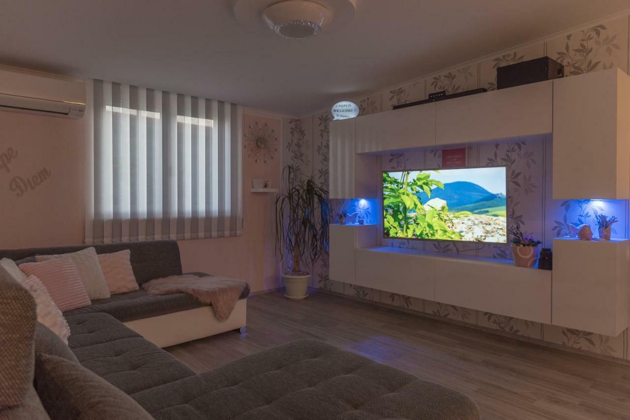 Apartment Danijela II Šibenik Esterno foto