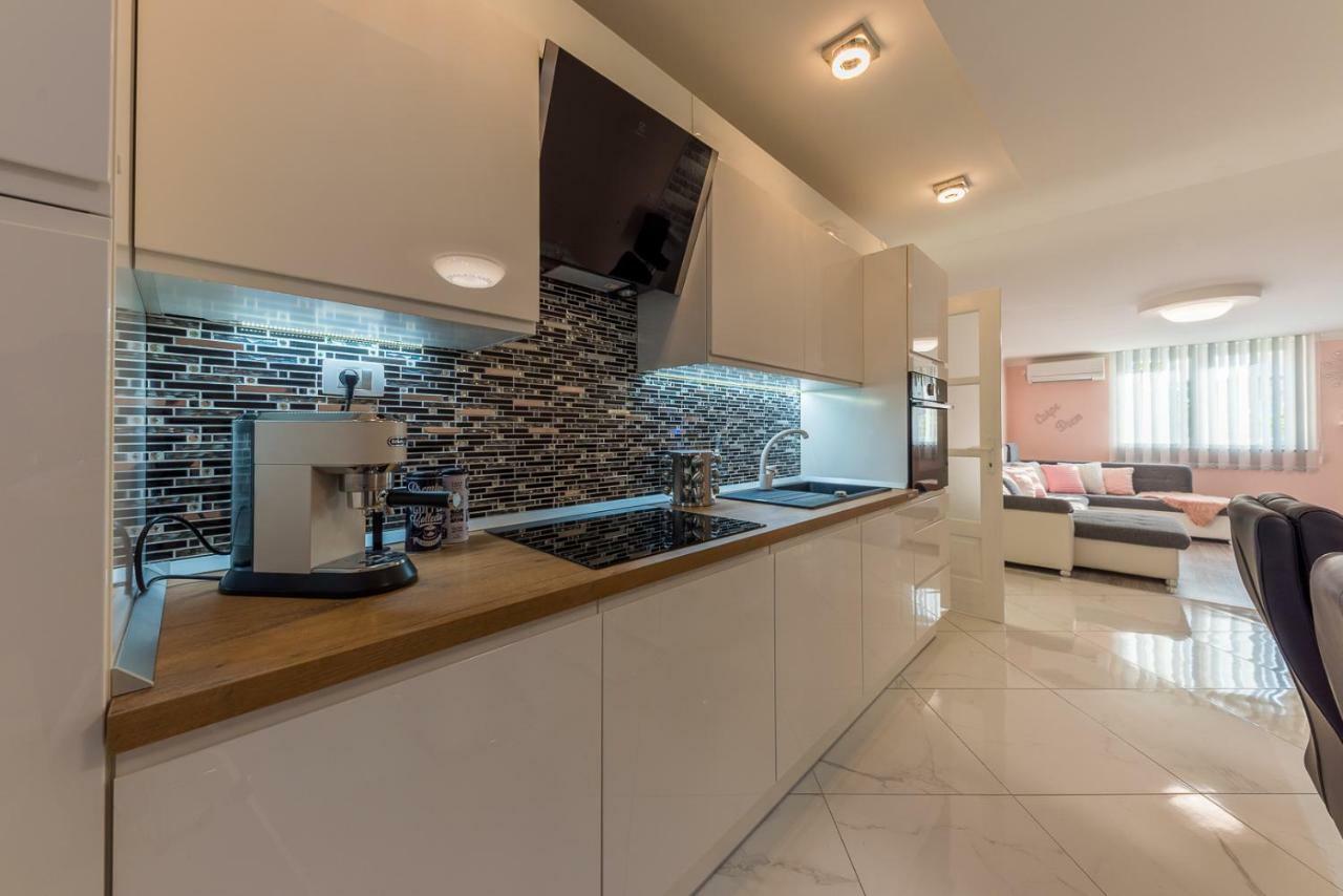 Apartment Danijela II Šibenik Esterno foto