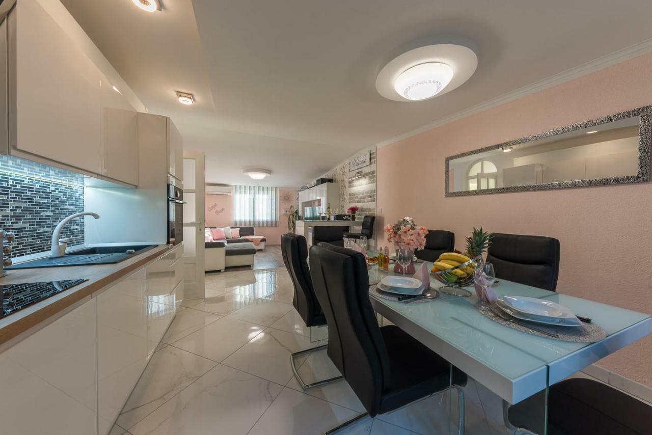 Apartment Danijela II Šibenik Esterno foto