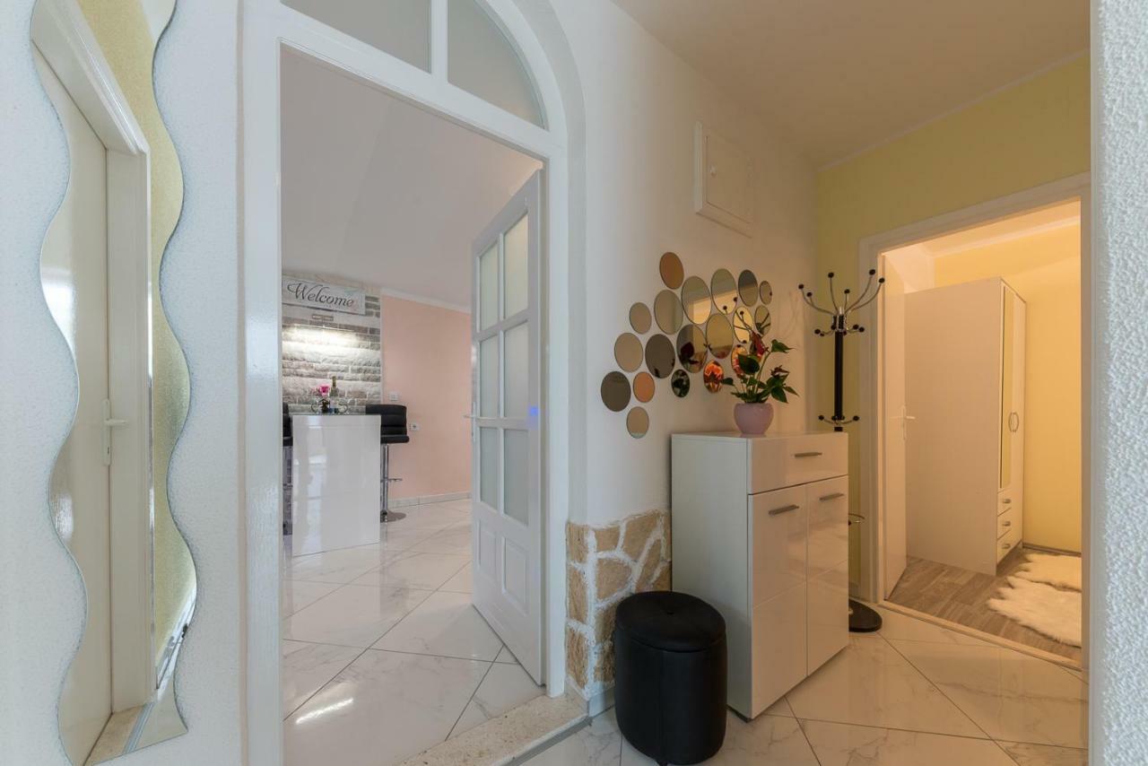 Apartment Danijela II Šibenik Esterno foto